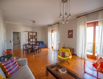 Holiday home in Sorrento ideal for hosting families and groups of friends. 3