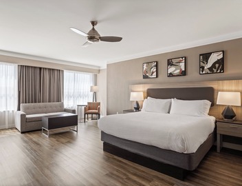 Holiday Inn Baton Rouge College Drive I-10 by IHG 3