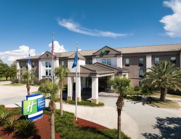 Holiday Inn Express and Suites New Orleans Airport by IHG 3