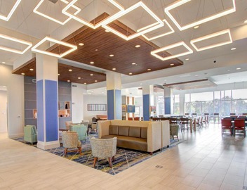 Holiday Inn Express & Suites Charlotte Southwest by IHG 2