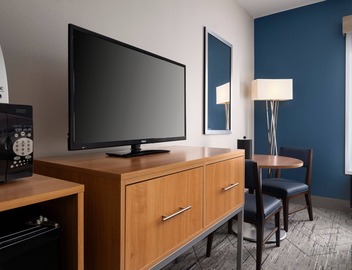 Holiday Inn Express & Suites New Orleans Airport South by IHG 2