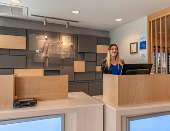 Holiday Inn Express & Suites - Carlisle Southwest I-81 by IHG 5