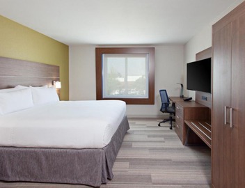 Holiday Inn Express & Suites Pasadena - Los Angeles by IHG 3