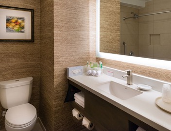 Holiday Inn Express & Suites Pasadena - Los Angeles by IHG 5