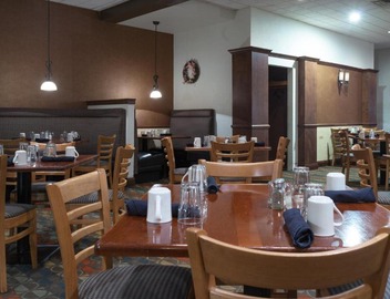Holiday Inn Harrisburg I-81 Hershey Area by IHG 3