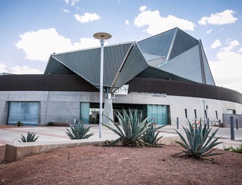 Holiday Inn Hotel & Suites PHOENIX AIRPORT by IHG 5