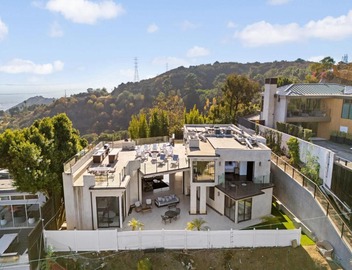 Hollywood Hills 4BR with Rooftop by Colby and Conrad 3