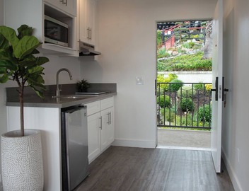 Hollywood Hills Hotel 2