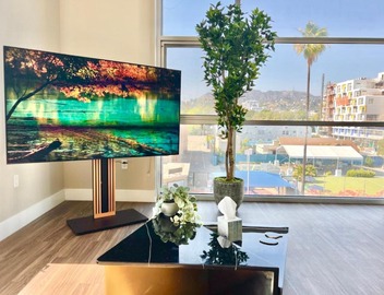 Hollywood Sign View 2 Bed 2 Bath Premium Corner 4