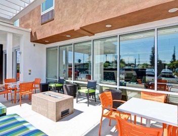 Home2 Suites Azusa 5