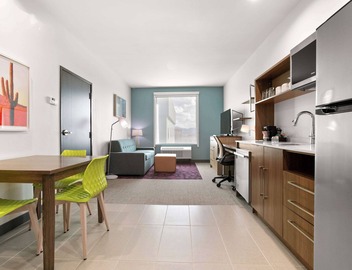 Home2 Suites by Hilton Phoenix Downtown 2