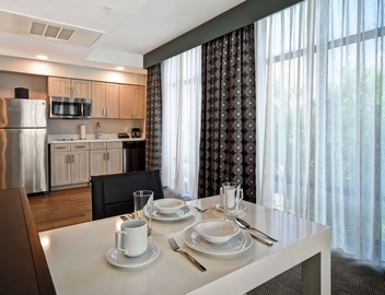 Homewood Suites by Hilton Greenville Downtown 2