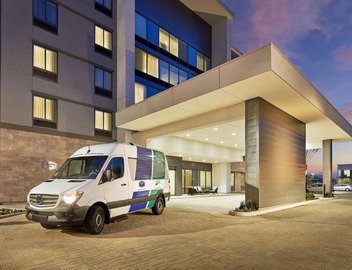 Homewood Suites By Hilton Long Beach Airport 4