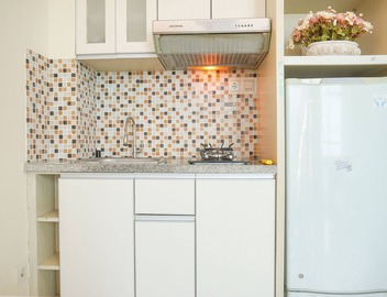 Homey And Comfortable 2Br Tifolia Apartment 4