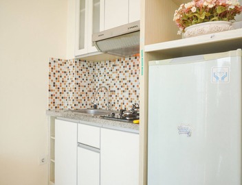 Homey And Comfortable 2Br Tifolia Apartment 5