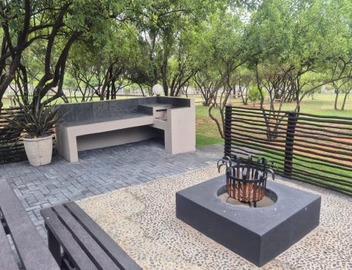 Hornbill Self Catering Cottages Muldersdrift 2