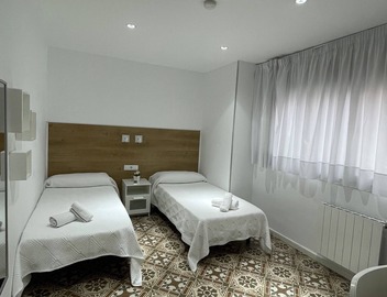 Hostal Nova 3