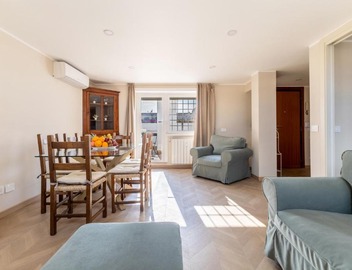 Hostly-The Terrace Apartment Roma 5