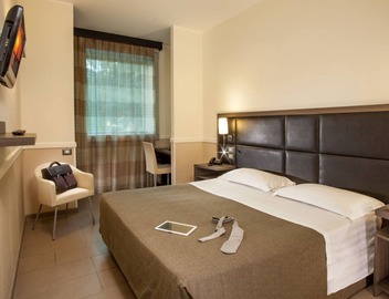 Hotel Artis 5