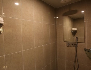 Hotel Clover 5