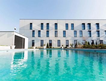 Hotel Dali Val d'Europe, Tapestry Collection by Hilton 3