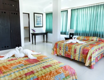 Hotel del Sol 2