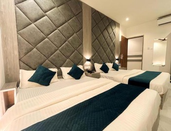 Hotel Grand Executive 5