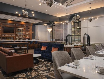 Hotel Indigo Baltimore Downtown by IHG 4