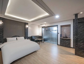 Hotel Midas 5