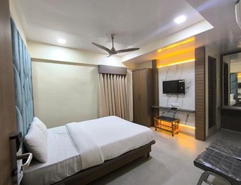 Hotel Shree Residency Lodging & Boarding 4