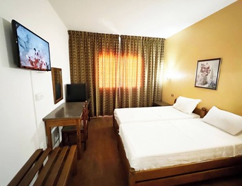 Hotel TEJ 2