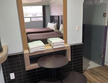 Hotel & Villas 7 4