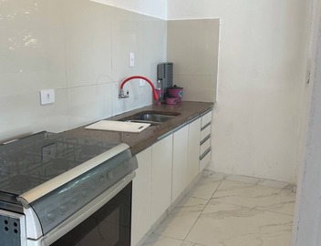 House in Guarujá with pool, 200 meters from Pernambuco Beach. 2
