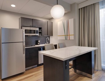 Hyatt House LAX/Century Blvd 3