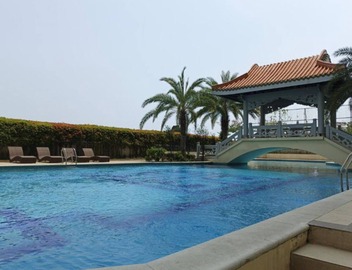Luxurious 2-Bedroom Top Floor Condo at Jakarta Old Town 4