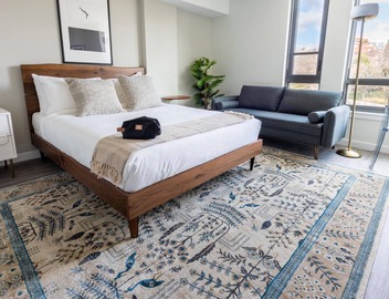 Ideal Studio at The Boathouse Apts Near Shops Etc 5