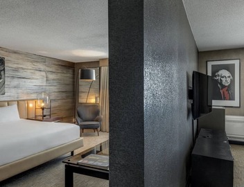 Immerse in the Bold Spirit of Boston - Opulent Hotel XP near Theater District 3