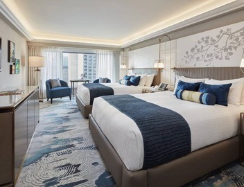 Indulge in On-Site Dining, Sleek Rooms in SF City Centre | 4 Units 2