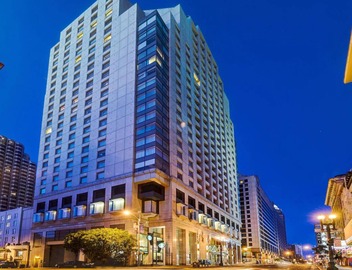 Indulge in On-Site Dining, Sleek Rooms in SF City Centre | 4 Units 3