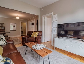 Industrial Farmhouse Chic in Portland`s Most Desirable Neighborhood 5
