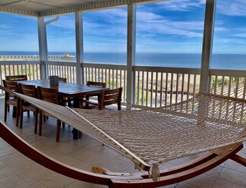 Insanely Gorgeous, Oceanfront, Top Floor Views 4