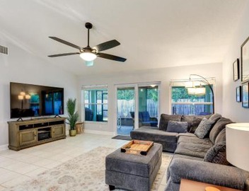 Inviting Jensen Beach Home w/Screened-In Patio! 3