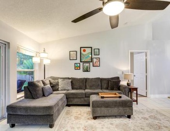 Inviting Jensen Beach Home w/Screened-In Patio! 4