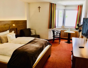 Isar Hotel 4