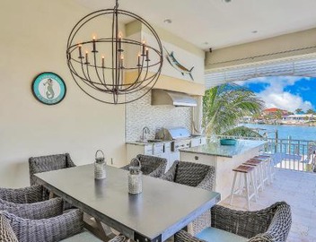 Island Estate Waterfront Villa 2