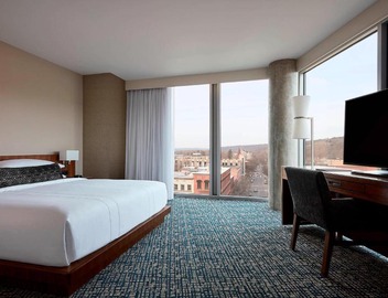 Ithaca Marriott Downtown on the Commons 4