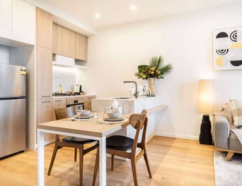 Ivanhoe Apartment: Balcony, Free Parking & Comfort 4