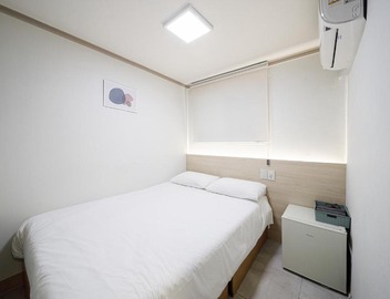 J5 Hostel 3