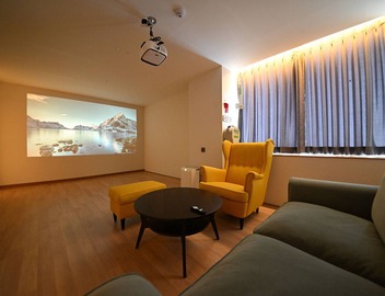 JungGam Hotel 2