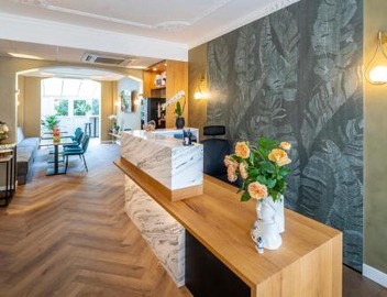 Jupiter Hotel 3